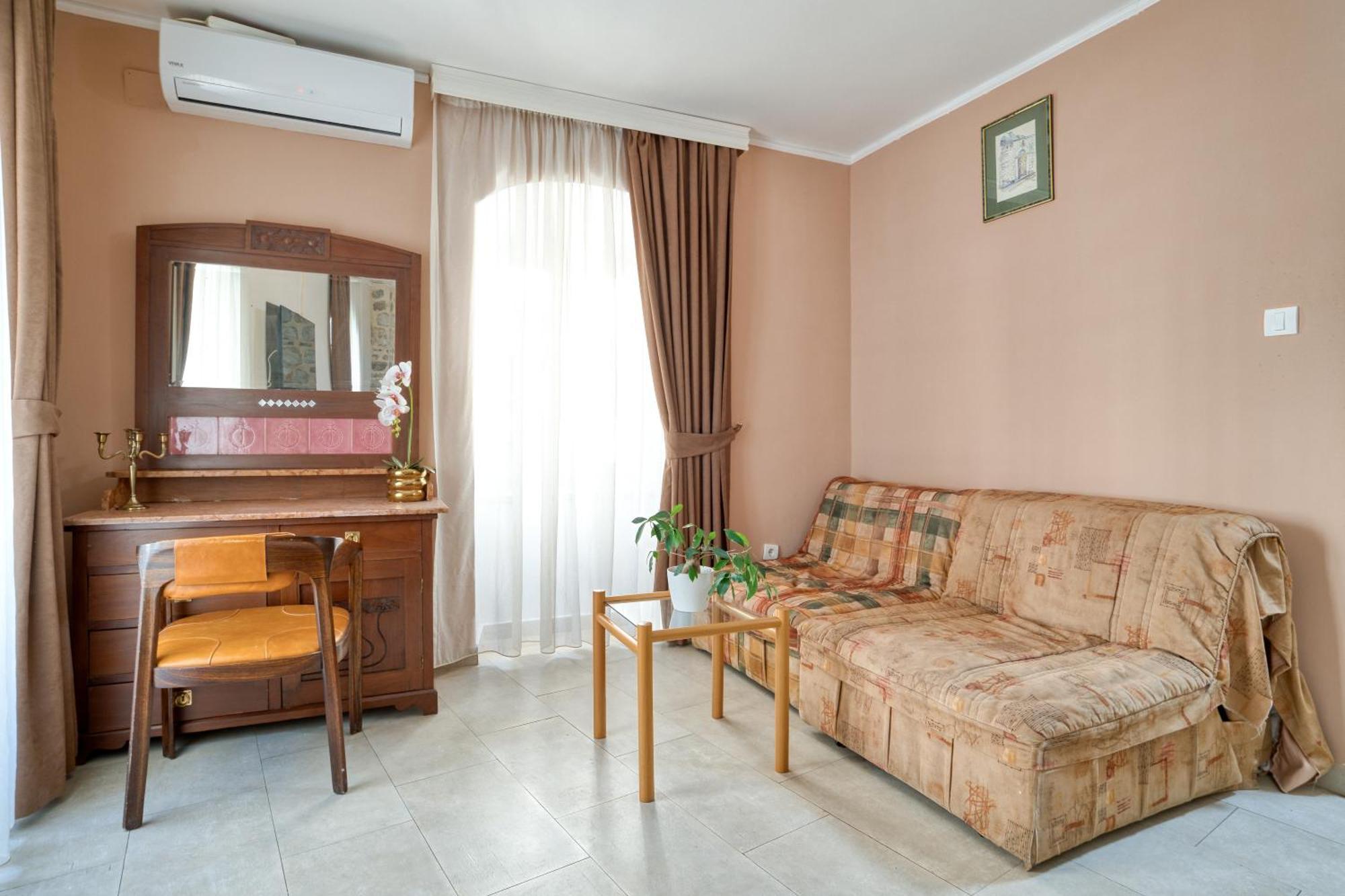 Hotel Rendez Vous Котор Экстерьер фото